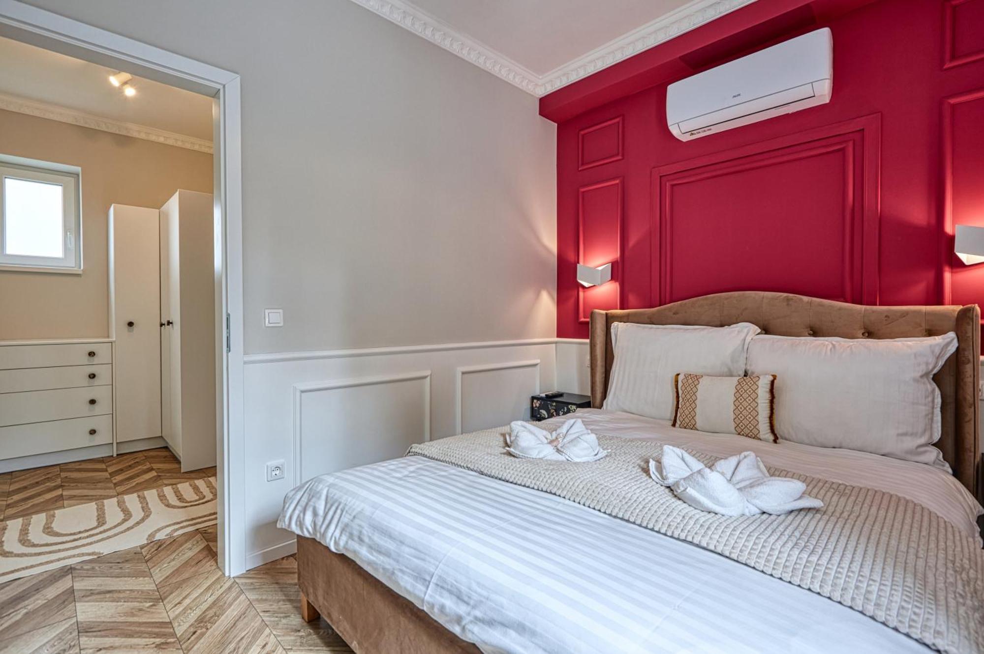 The Doors Luxury Apartment Mosonmagyaróvár Екстериор снимка